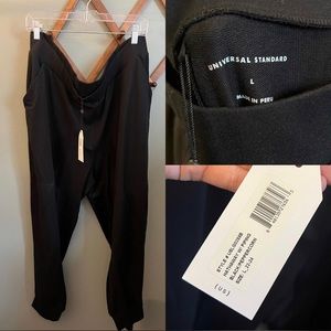 Universal Standard (size large ~ 22/24) NWT Jogger